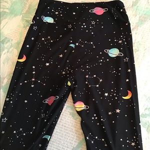 Lularoe Space OS Leggings
